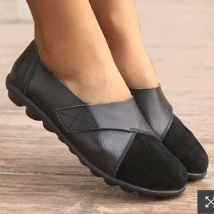 Orthopedic leather shoes